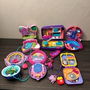 Polly Pocket Flamingo Backyard Butterfly Backpack Space Compact Dolls & Charms